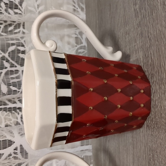 Whimsical Harlequin Matching Octagon Shaped Mug Set (2) - Picture 4 of 9